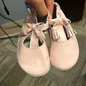 Robeez leather baby shoes pink